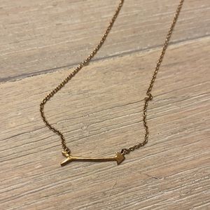 Stella and Dot arrow necklace